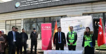 В Бишкеке 500 малообеспеченных семей получили продуктовые наборы Главная