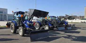 МП «Манас Тазалык» передали новую спецтехнику на 7 млн сомов Главная