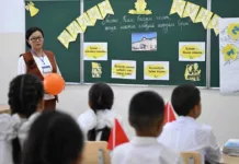 С 1 апреля зарплату повысят всем учителям, а не выборочно — Минпросвещения