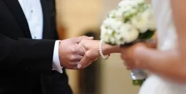 Перед вступлением в брак необходимо пройти медицинский осмотр. Об этом заявил министр здравоохранения Дамир Осмонов Главная