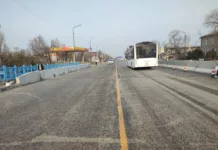 Бишкекте Жибек Жолу проспектисиндеги көпүрө унаа кыймылы үчүн ачылды