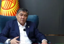 Камчыбек Ташиев вышел с допроса в МВД