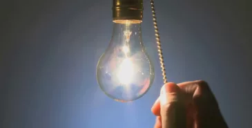 Энергетики рассказали, какими будут тарифы на свет с 1 мая в Кыргызстане Главная