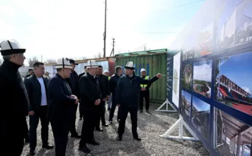 Адылбек Касымалиев ознакомился с ходом строительства ряда социальных объектов в Таласской области