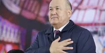 Экс-мэр Оша Женишбек Токторбаев оставил после себя 12 млрд сомов долгов в городском бюджете. Эта информация появилась в соцсетях Главная