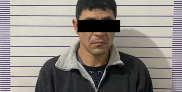 В Чуйской области мужчина избил жену и несовершеннолетнего сына до потери сознания Главная