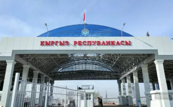 Парламент одобрил законопроект о присвоении международного статуса двум КПП