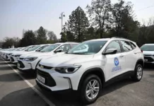 Глава кабмина передал учреждениям культуры 117 новых отечественных автомобилей