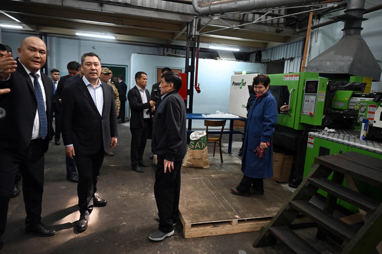 30e3d13f 9af4 4627 87d4 3d4b8a548431 садыр жапаров ознакомился с деятельностью оао «тнк «дастан»