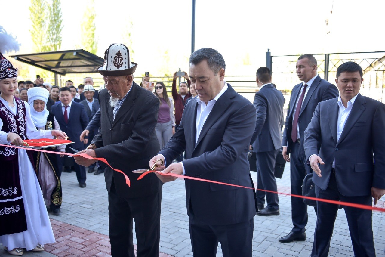 437179 президент открыл общественно-культурный центр с госуслугами в кара-кульдже