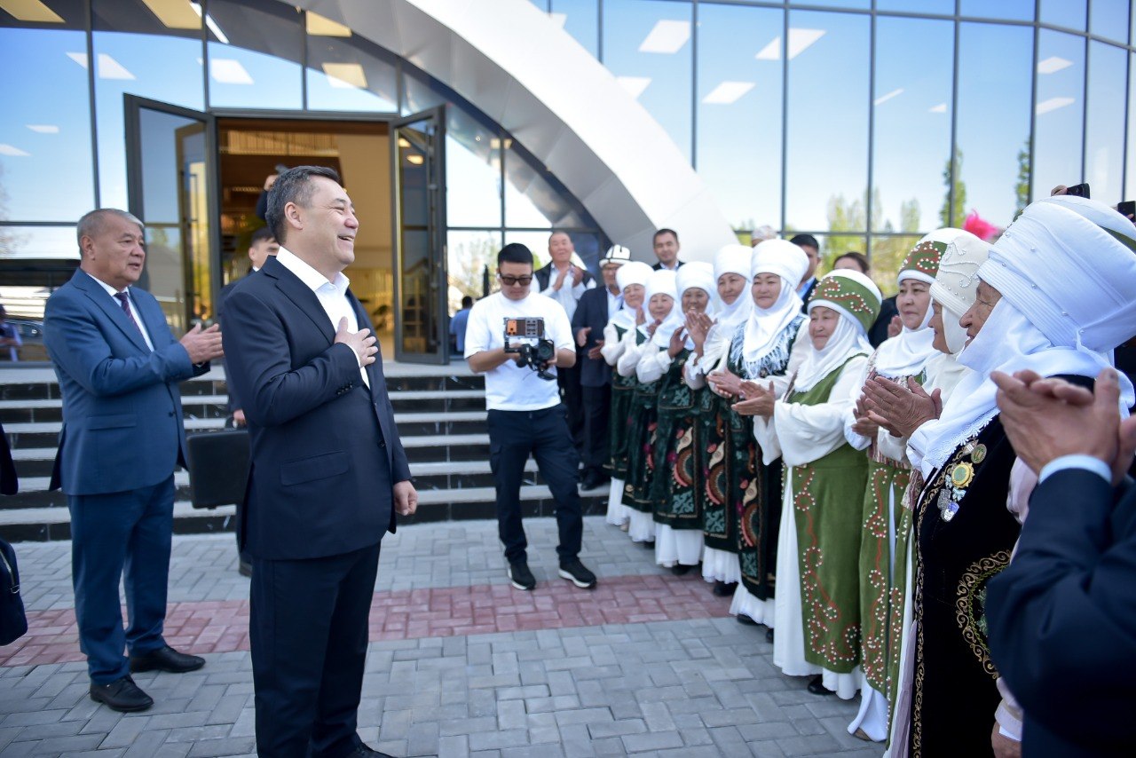 437180 президент открыл общественно-культурный центр с госуслугами в кара-кульдже