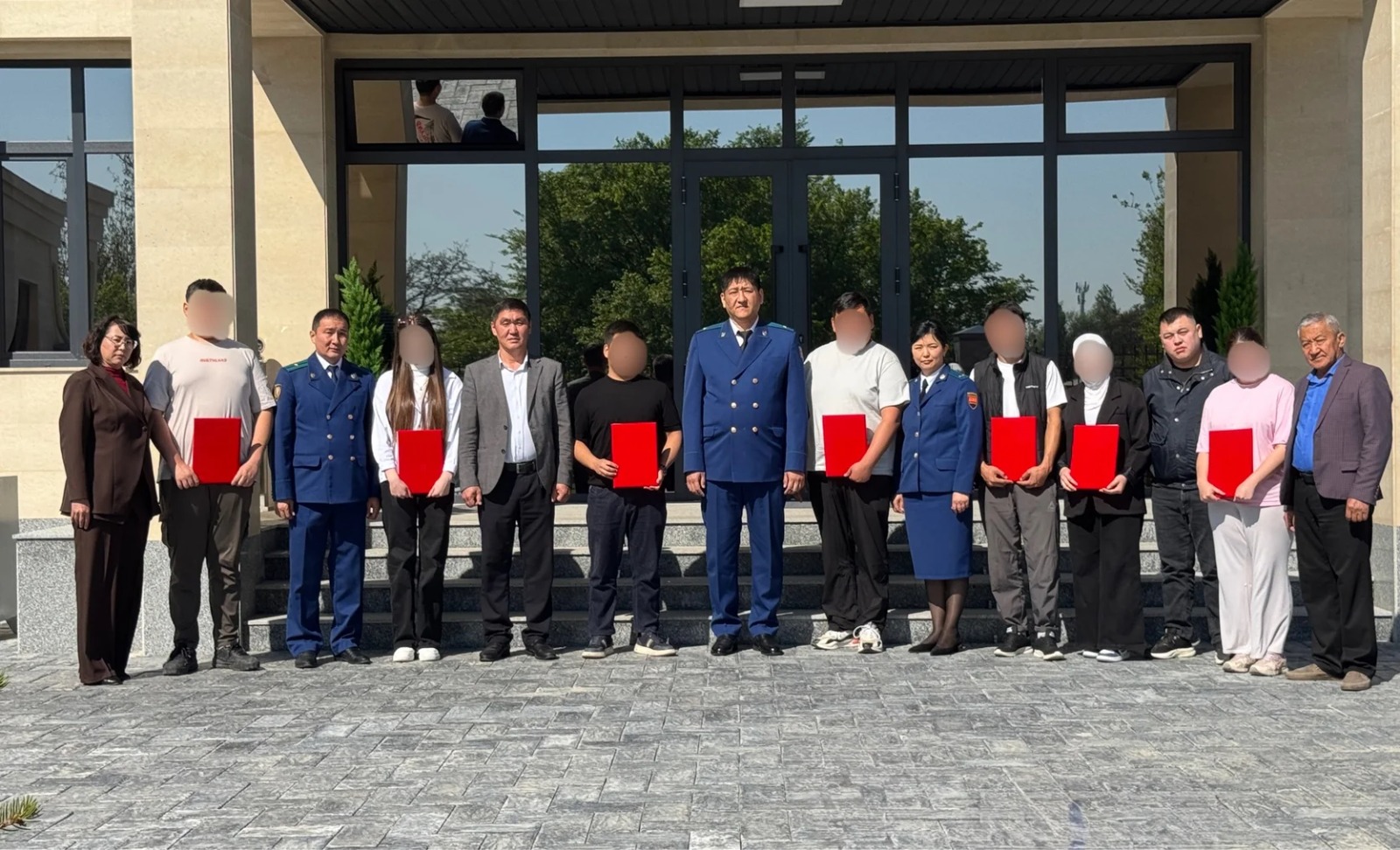 В Сокулукском районе 7 сирот получили земельные участки