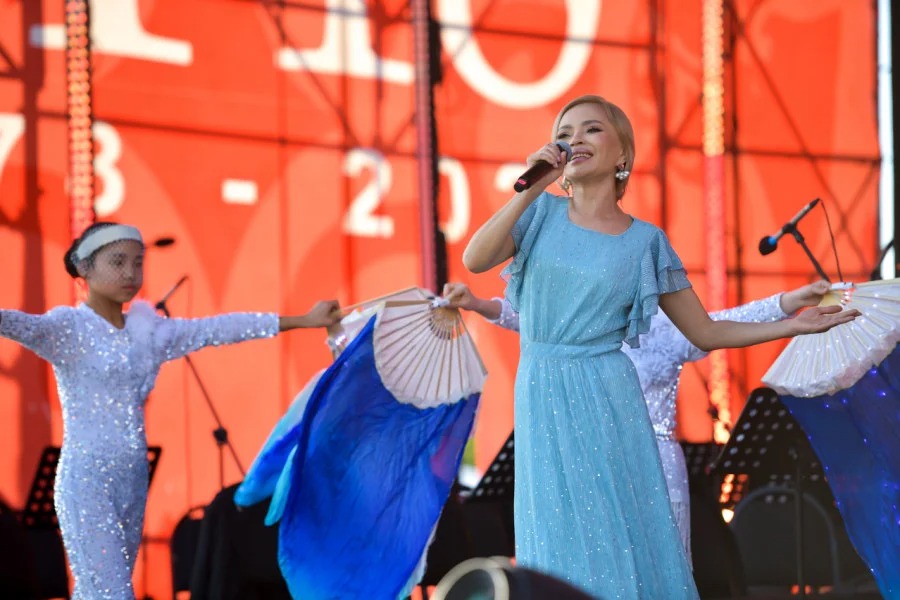 Dd1fcda6 ff86 4744 9aba af20bdb7d84e на площади ала-тоо прошли торжества в честь дня города бишкек