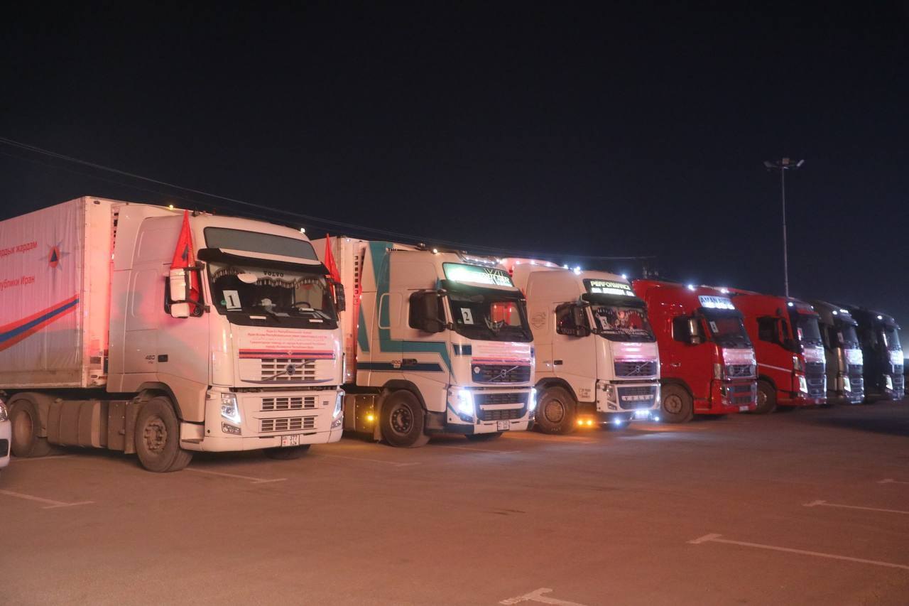 Кыргызстан направит гумпомощь Ирану, готовы 7 фур с грузом