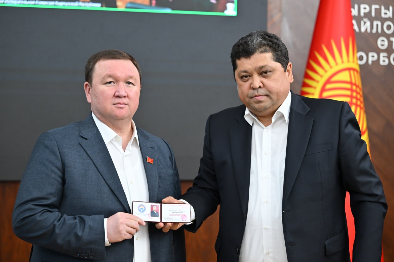 Мирлан Жеенчороев стал депутатом Жогорку Кенеша