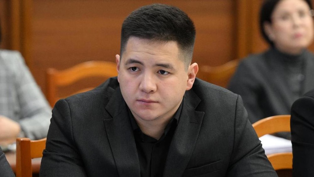 Депутат ЖК Темирлан Айтиев написал заявление в ЦИК о сложении полномочий
