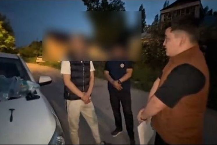 В Бишкеке задержан студент по подозрению в закладке спайса
