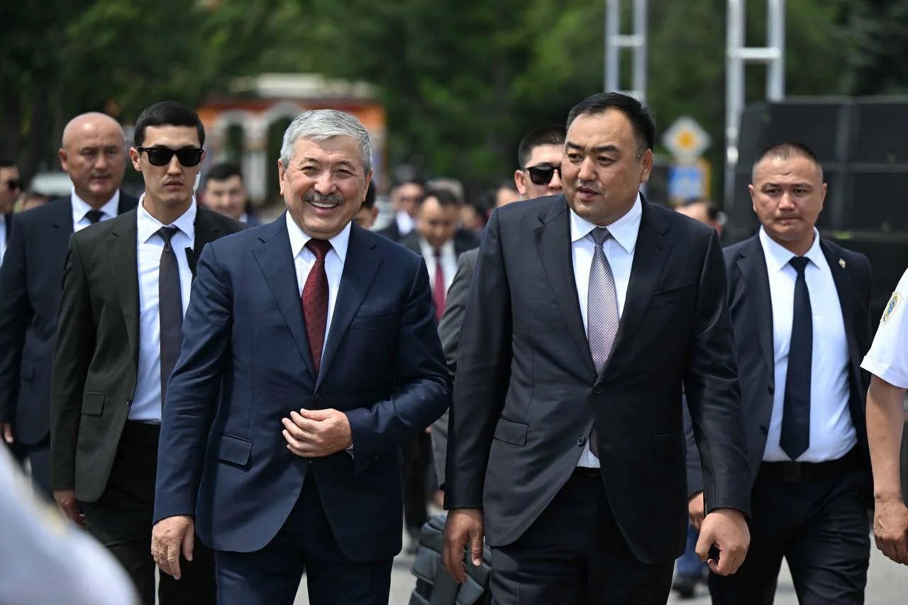 C8166603 5554 4d08 a4ae 658954c4bd92 адылбек касымалиев вручил мвд 370 новых служебных автомобилей