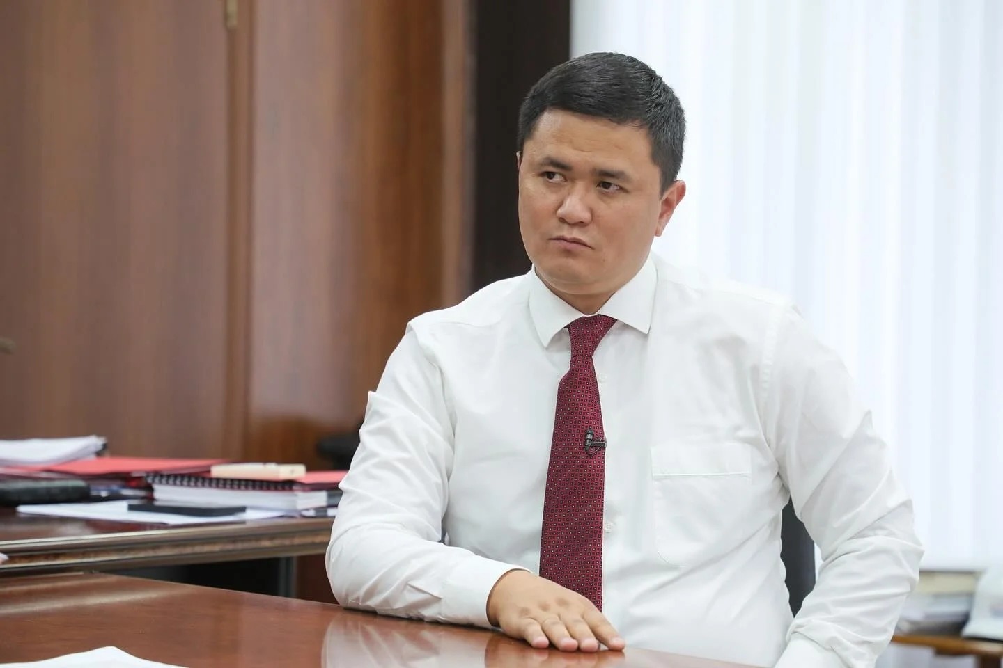 «Надо выплатить кредит, а потом покупать авто» — Орунтаев о парковках в домах ГИК Главная