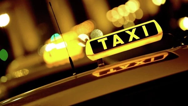 В Кыргызстане начали штрафовать таксистов, не получивших лицензии