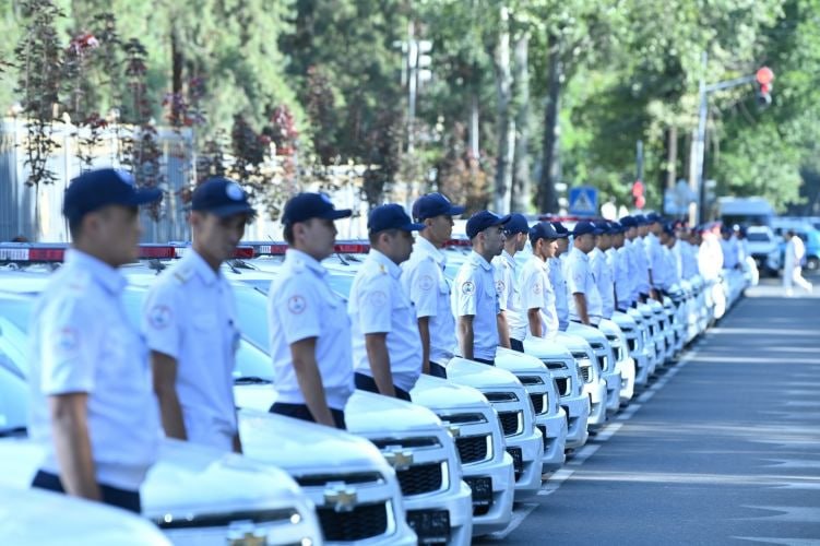 Photo 2026 07 24 16 25 20 участковым милиционерам кыргызстана передали 102 новых автомобиля