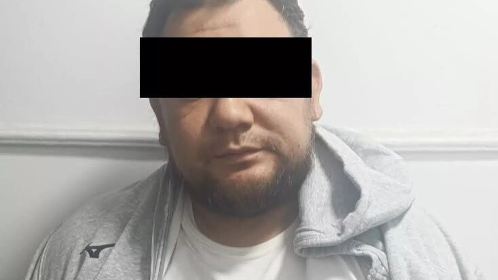 “Күрөк менен сабап…” Токмокто үй-бүлөсүнө күн көрсөтпөгөн киши кармалды