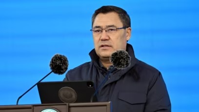 Глава ЦИК Кыргызстана заявил, что Садыр Жапаров сможет участвовать в выборах, оставаясь президентом Главная