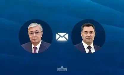 Садыр Жапаров выразил соболезнования Касым-Жомарту Токаеву в связи с гибелью военных
