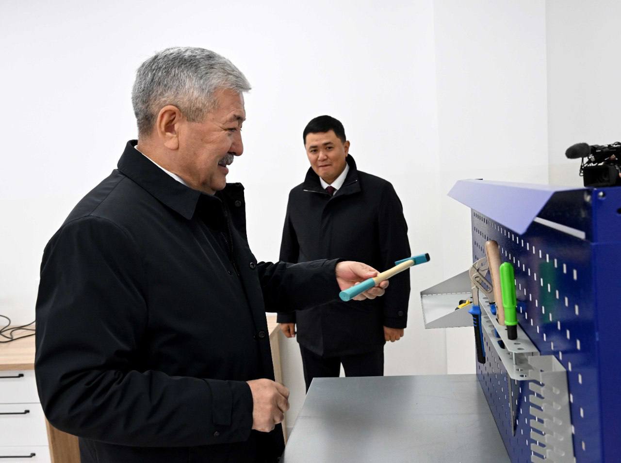 Photo 2026 10 06 13 17 41 в кыргызстане одновременно открыли 17 школ и 3 детсада